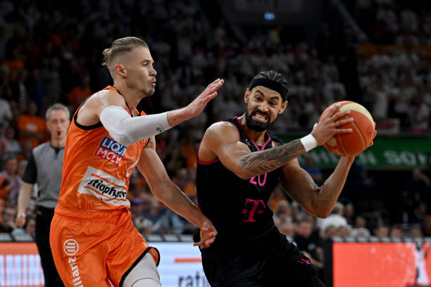 扑朔迷离 扑朔迷离