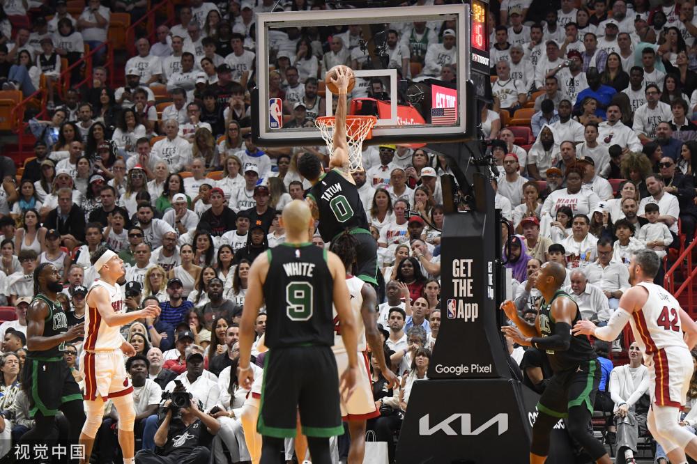 防守稳健 防守稳健